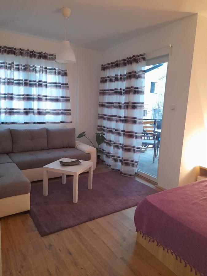 V & V Studio Apartments Nis Ngoại thất bức ảnh