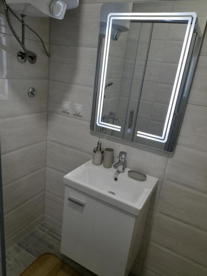 V & V Studio Apartments Nis Ngoại thất bức ảnh