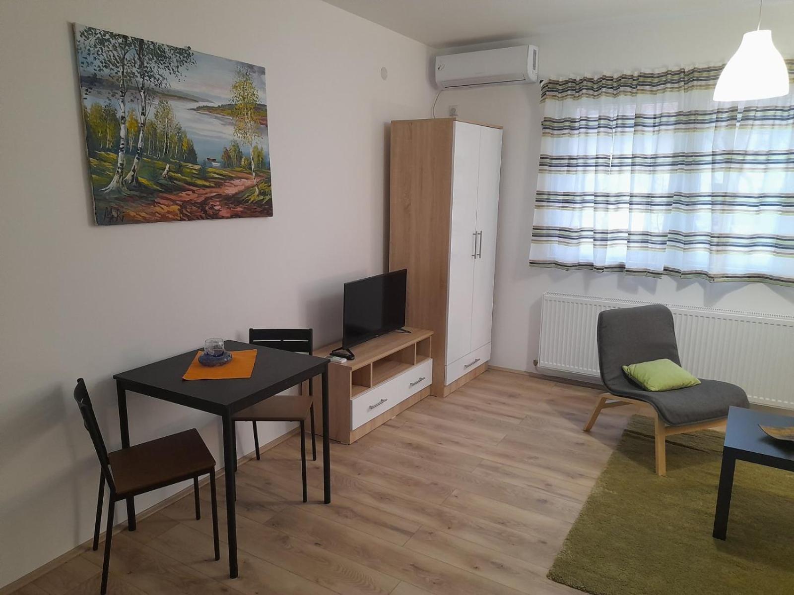 V & V Studio Apartments Nis Ngoại thất bức ảnh