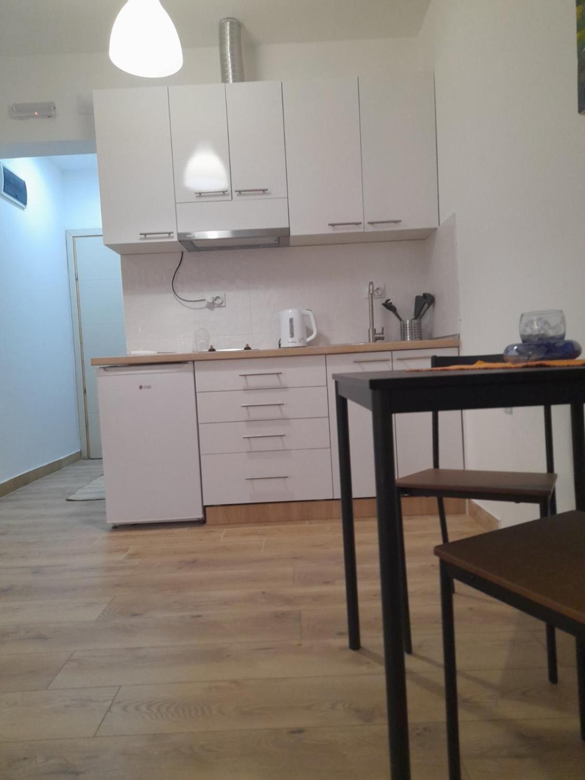 V & V Studio Apartments Nis Ngoại thất bức ảnh